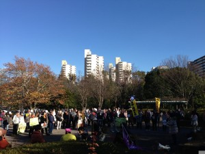 多摩秘密法デモ